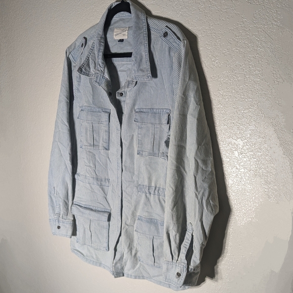 Universal Thread Light Wash Micro Stripe Denim Jean Jacket with Adjustable Waist - Picture 9 of 10